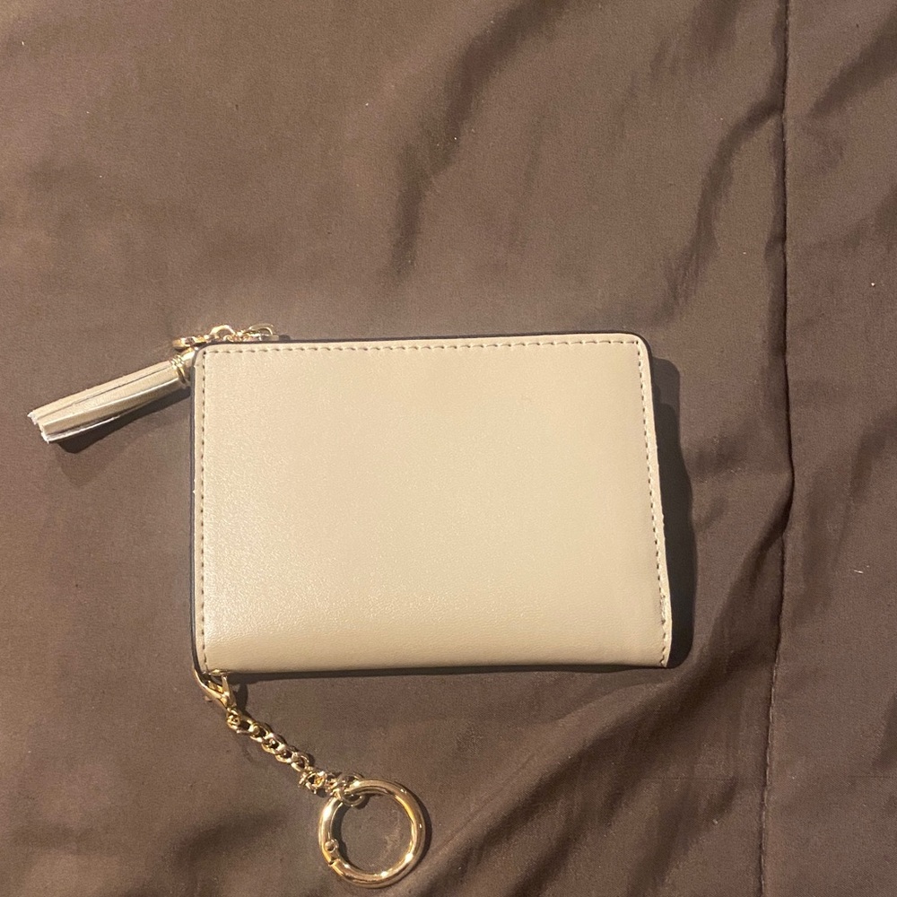 Cream Zip Card Wallet with Gold Chain Keyring
